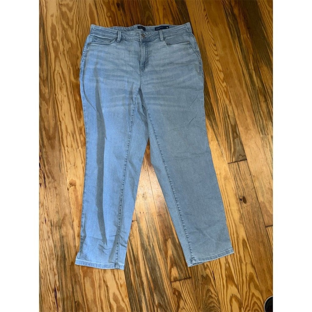 Soft Surroundings Women's Slim Ankle Jeans Size 16 Light Wash Blue authentic fit